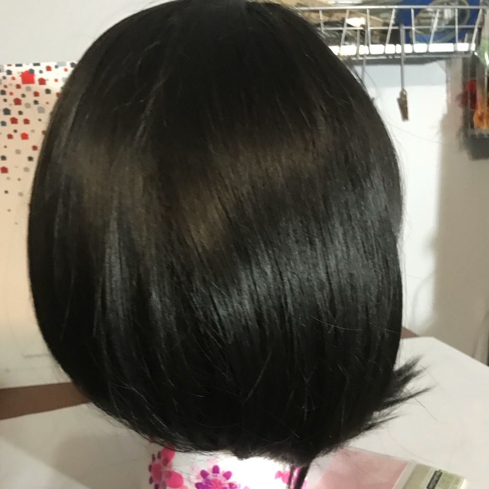 Short dark brown bob New wig